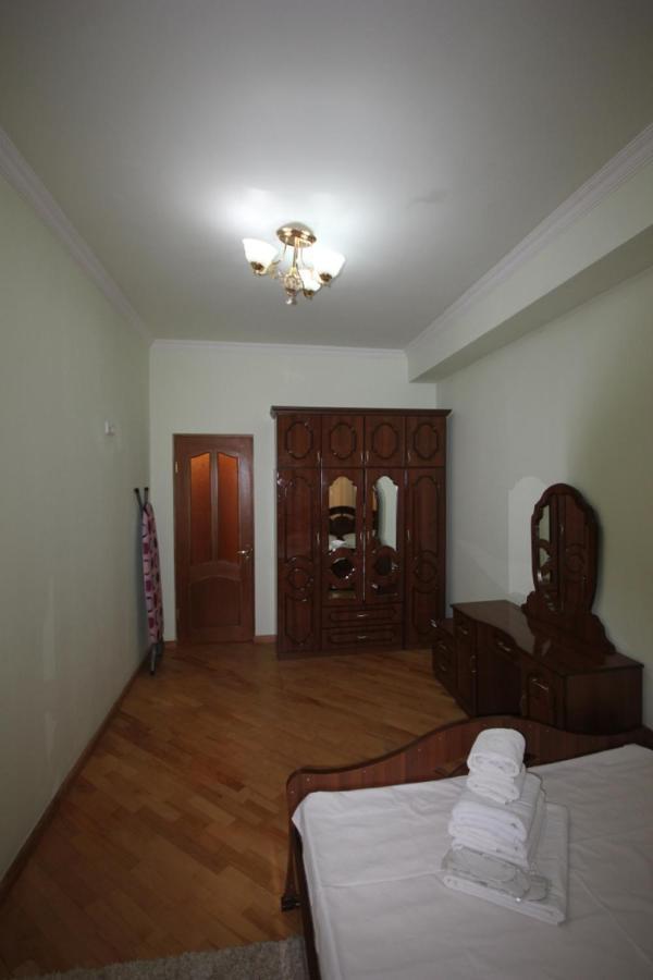 Rent Inn Yerevan On North Avenue Εξωτερικό φωτογραφία