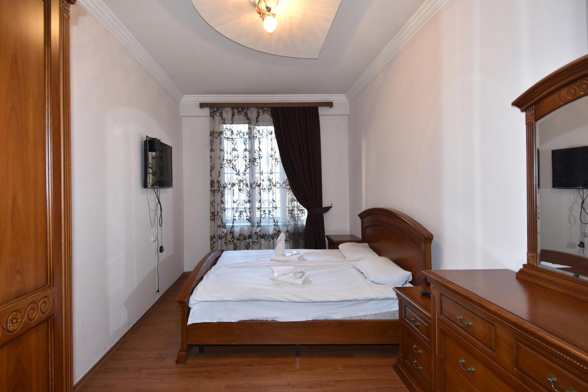 Rent Inn Yerevan On North Avenue Εξωτερικό φωτογραφία