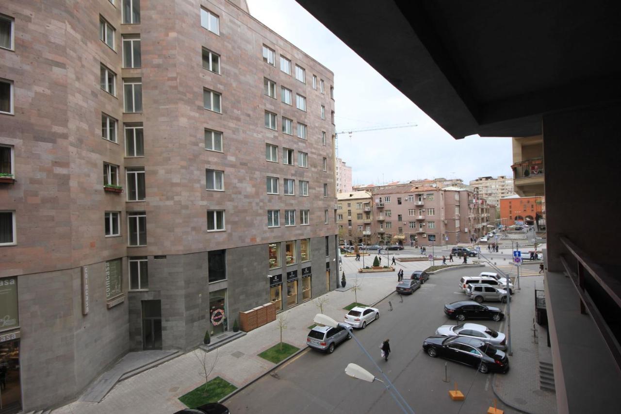 Rent Inn Yerevan On North Avenue Εξωτερικό φωτογραφία